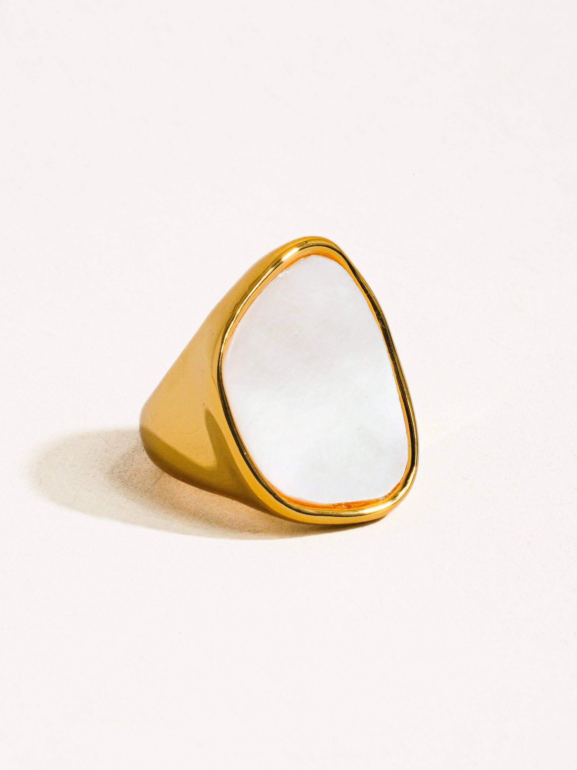Calypso natural shell ring